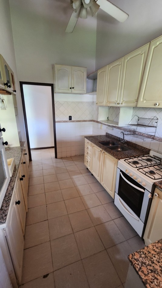 GREENWOOD INMOBILIARIA ALQUILA Casa en Barrio Privado Furlotti - Tranquilidad y comodidad en un solo lugar