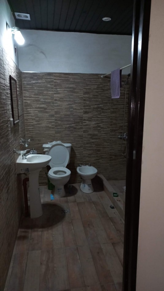 GREENWOOD INMOBILIARIA ALQUILA Casa en - Chacras de Coria