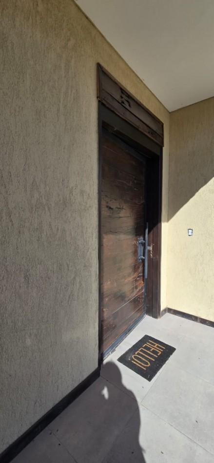 GREENWOOD INMOBILIARIA VENDE CASA EN BARRIO PRIVADO MILCAYAC