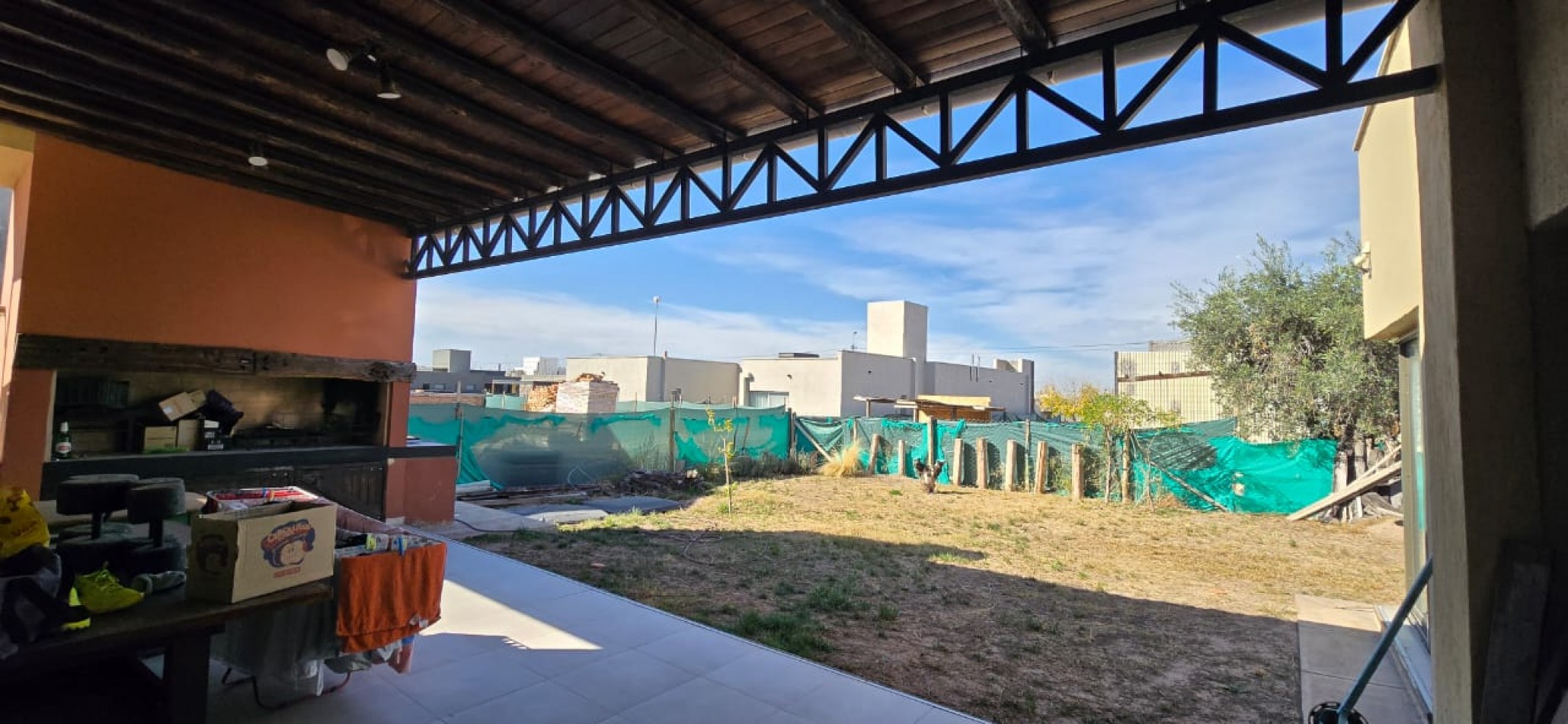 GREENWOOD INMOBILIARIA VENDE CASA EN BARRIO PRIVADO MILCAYAC