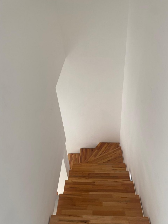 GREENWOOD INMOBILIARIA VENDE DUPLEX A ESTRENAR EN MAIPU 