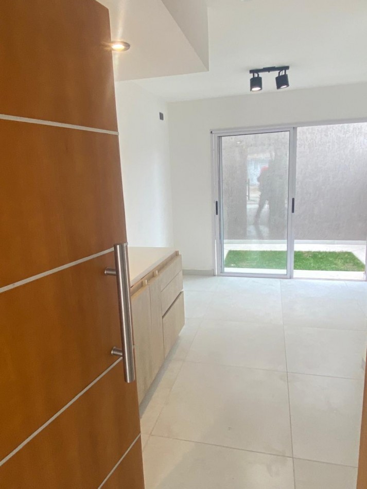 GREENWOOD INMOBILIARIA VENDE DUPLEX A ESTRENAR EN MAIPU 