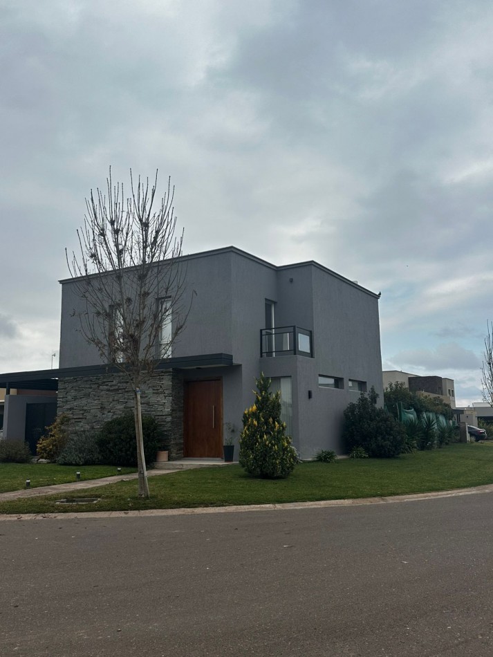 ALQUILER | LAR DE VIEYTES II | USD 1600 | 3 DORM + SUITE + PILETA + SEGURIDAD 24HS