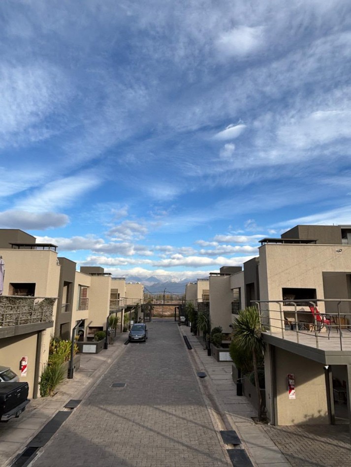 ALQUILER DE DEPARTAMENTO EN COMPLEJO GOLDEN PLAZA