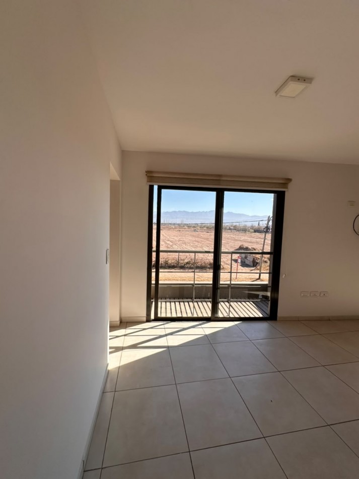 ALQUILER DE DEPARTAMENTO EN COMPLEJO GOLDEN PLAZA