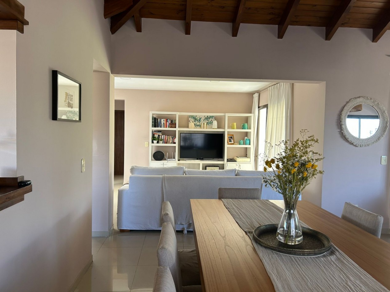 GREENWOOD ALQUILA | CASA EN BARRIO LAS CANDELAS 2