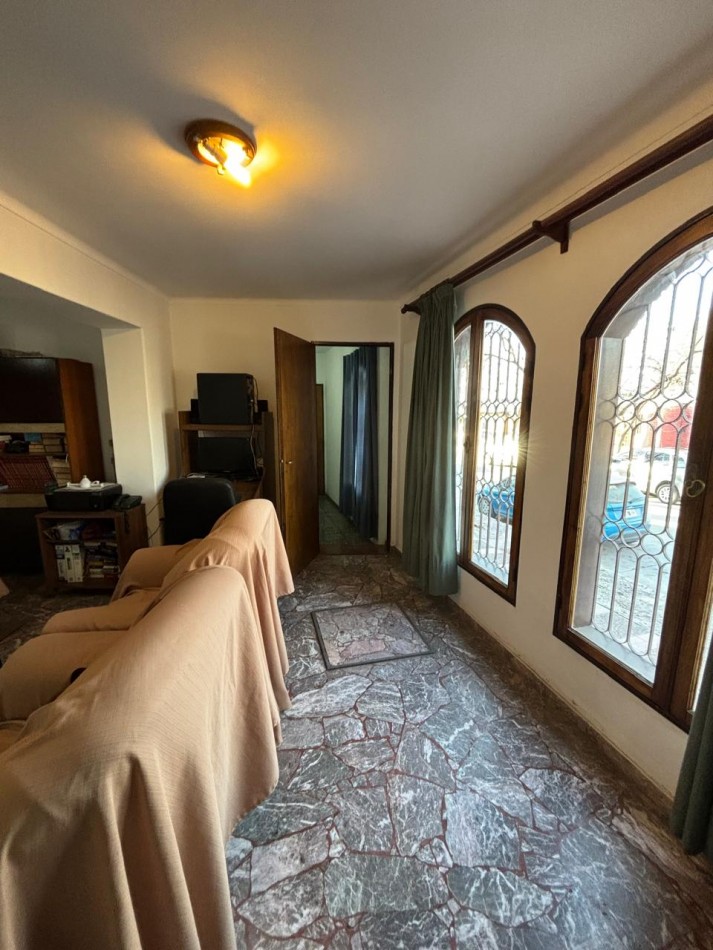 GREENWOOD INMOBILIARIA VENDE CASA EN GODOY CRUZ 