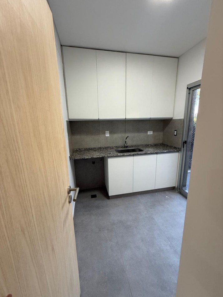 GREENWOOD INMOBILIARIA VENDE CASA A ESTRENAR EN VIÑAS DEL TORREON 