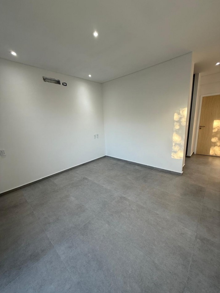 GREENWOOD INMOBILIARIA VENDE CASA A ESTRENAR EN VIÑAS DEL TORREON 