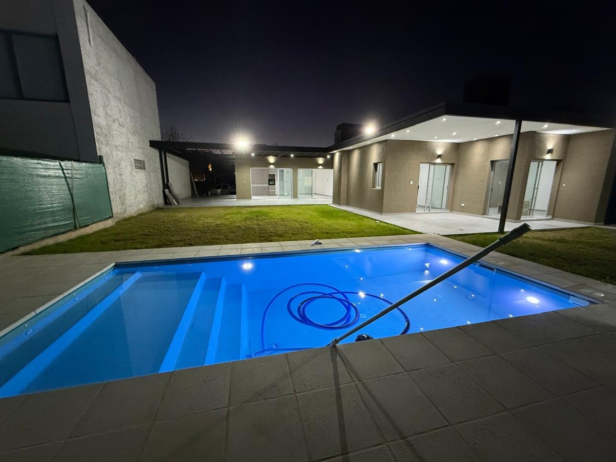 GREENWOOD INMOBILIARIA VENDE CASA A ESTRENAR EN VIÑAS DEL TORREON 