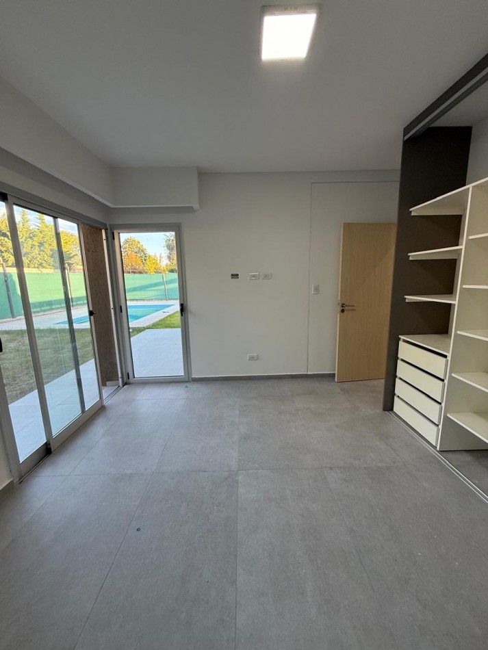 GREENWOOD INMOBILIARIA VENDE CASA A ESTRENAR EN VIÑAS DEL TORREON 