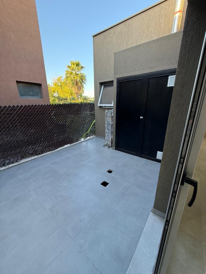 GREENWOOD INMOBILIARIA VENDE CASA A ESTRENAR EN VIÑAS DEL TORREON 