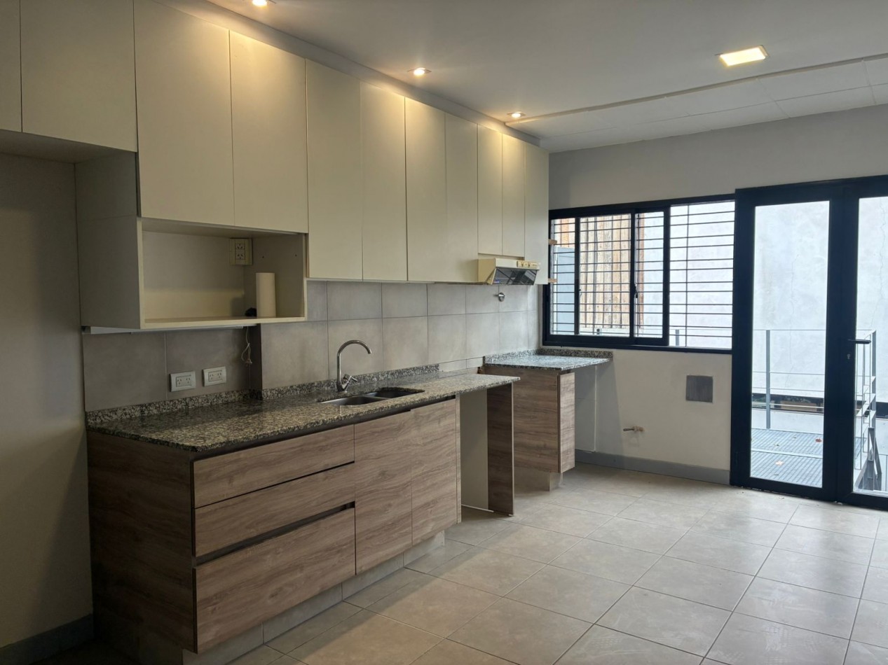 GREENWOOD INMOBILIARIA VENDE DEPARTAMENTO EN PLENO CENTRO DE MENDOZA