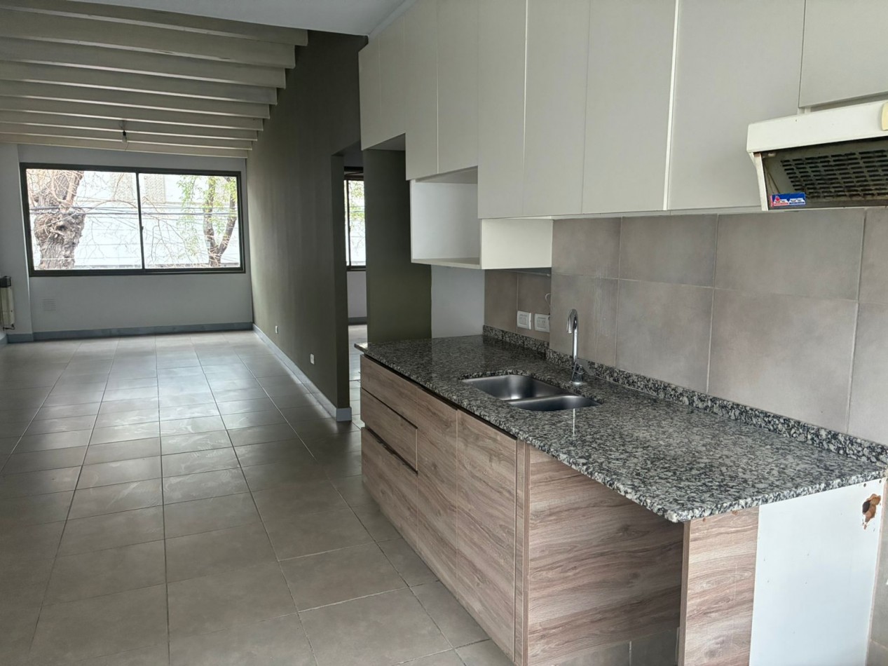 GREENWOOD INMOBILIARIA VENDE DEPARTAMENTO EN PLENO CENTRO DE MENDOZA
