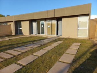 GREENWOOD INMOBILIARIA VENDE CASAS EN BARRIO CERRADO - PEDRIEL