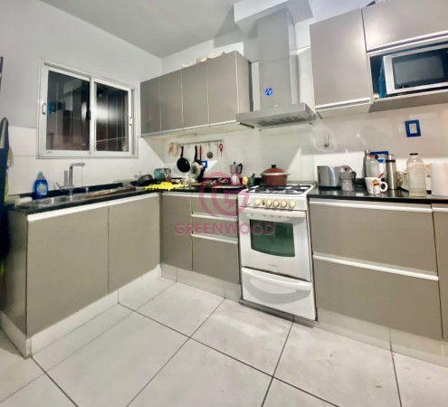 GREENWOOS VENDE HERMOSA CASA EN PLENO CENTRO DE MENDOZA