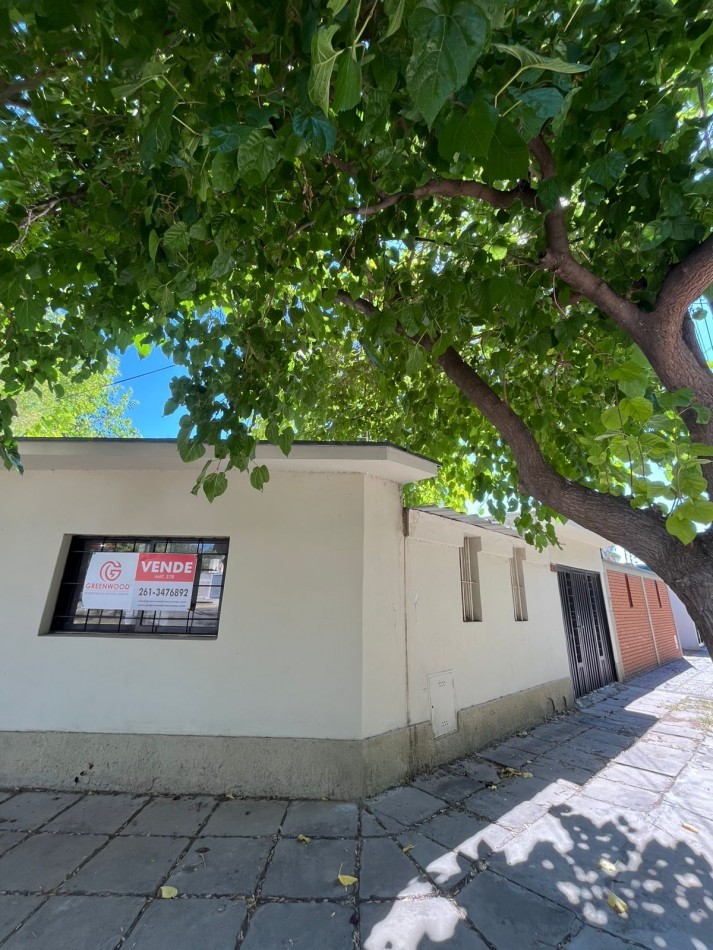 GREENWOOD INMOBILIARIA ALQUILA EXCELENTE CASA EN GODOY CRUZ B° SOEVA SUR