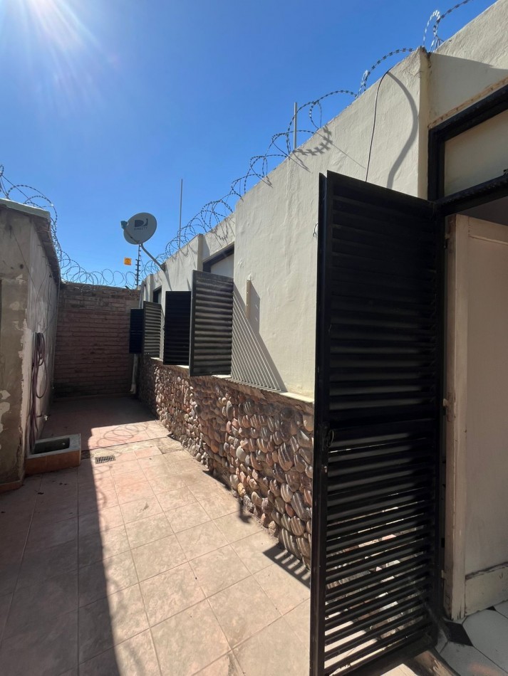 GREENWOOD INMOBILIARIA ALQUILA EXCELENTE CASA EN GODOY CRUZ B° SOEVA SUR