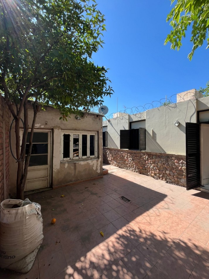 GREENWOOD INMOBILIARIA ALQUILA EXCELENTE CASA EN GODOY CRUZ B° SOEVA SUR
