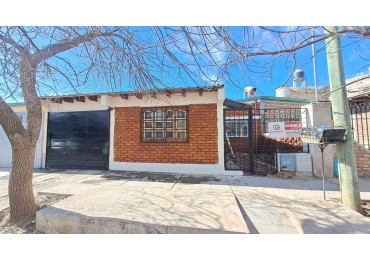 GREENWOOD ALQUILA CASA EN PERDRIEL DE LUJAN DE CUYO.