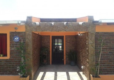 GREENWOOD VENDE CASA CON QUINCHO, PILETA Y SEGURIDAD EN EL CARRIZAL DE ABAJO