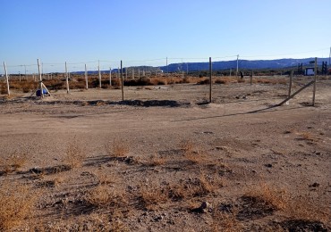 GREENWOOD INMOBILIARIA vende lote de 500 m² en el exclusivo barrio semi-privado El Carrizal de Abajo.