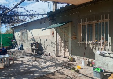 GREENWOOD INMOBILIARIA ALQUILA CASA CON GRANDISIMO TERRENO EN LAS HERAS!