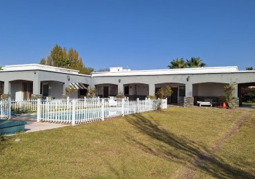 GREENWOOD INMOBILIARIA VENDE CASA APTA CREDITO HIPOTECARIO  EN BARRIO PRIVADO RANCHOS DE LA MERCED 