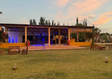 GREENWOOD INMOBILIARIA VENDE SALON DE EVENTOS CON DEPARTAMENTO!   