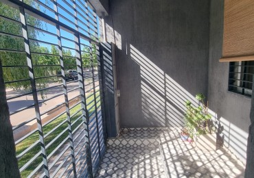 GREENWOOD INMOBILIARIA VENDE CASA  - B° NUEVO SIGLO