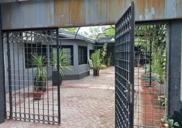 GREENWOOD INMOBILIARIA ALQUILA Casa en - Chacras de Coria
