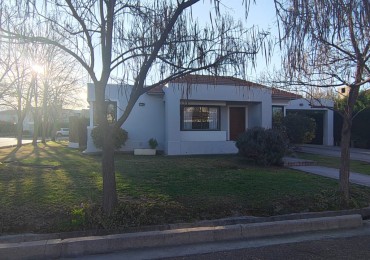 GREENWOOD ALQUILA | CASA EN BARRIO LAS CANDELAS 2