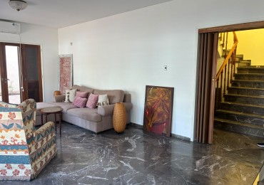 EXCELENTE CASA EN ALQUILER, QUINTA SECCION - LUMINOSA, 4 HABITACIONES, 2 COCHERAS